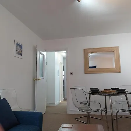 120 N Marine Road Flat 8 - 2 Bed With View Of Cricket Ground Apartman